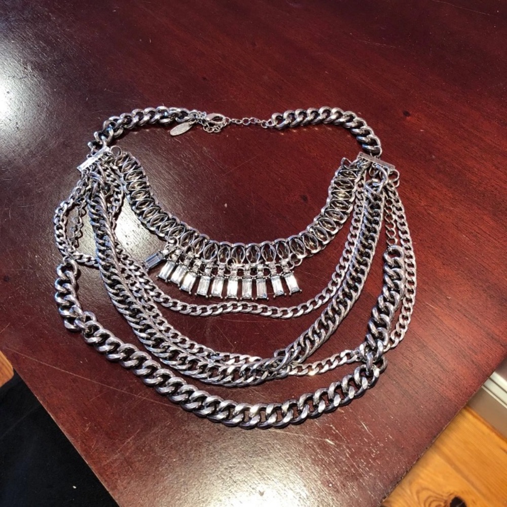 Silver babe necklace